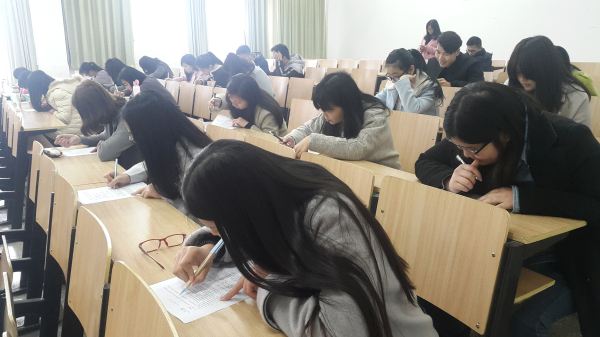 南昌“最解壓試卷”出題人：段子、雞湯+知識點