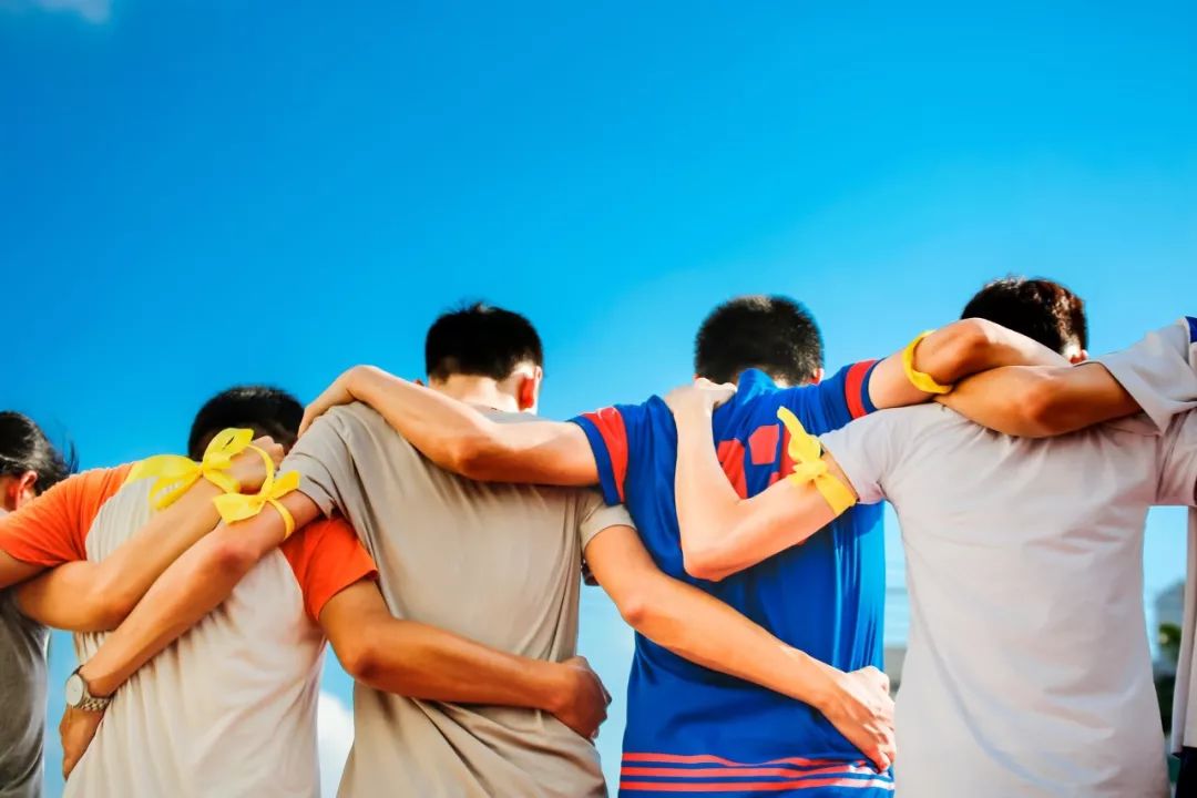 “學霸寢室”6人獲15個名校offer：優(yōu)秀也會傳染！